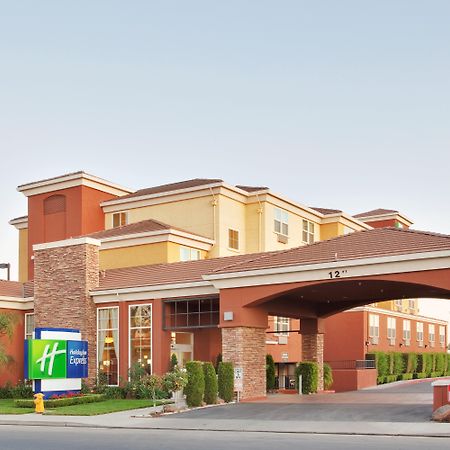 Holiday Inn Express- West Sacramento By Ihg Bagian luar foto
