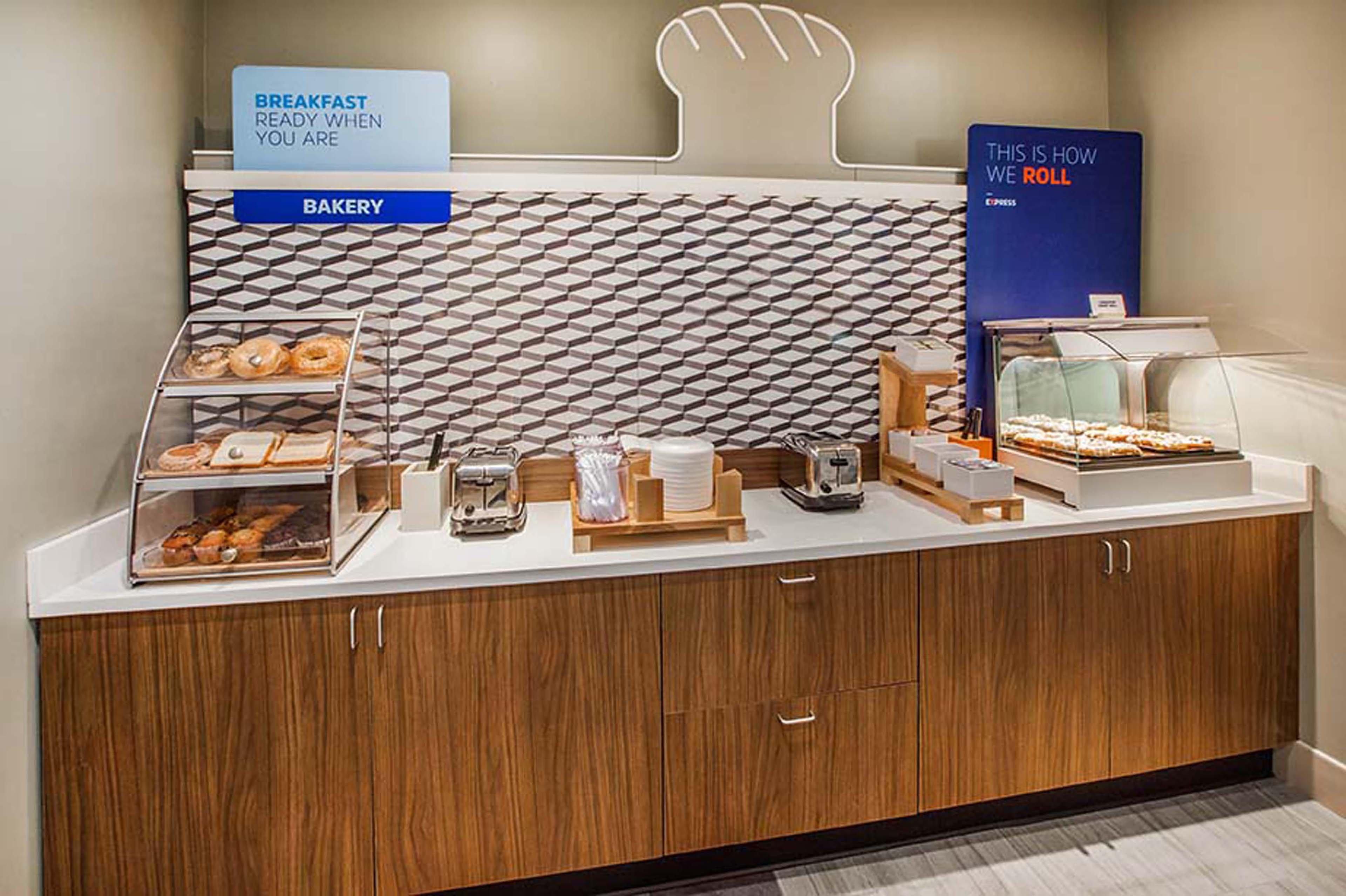 Holiday Inn Express- West Sacramento By Ihg Bagian luar foto