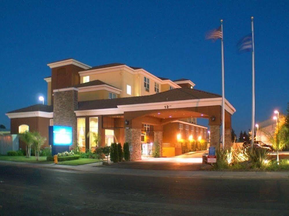 Holiday Inn Express- West Sacramento By Ihg Bagian luar foto